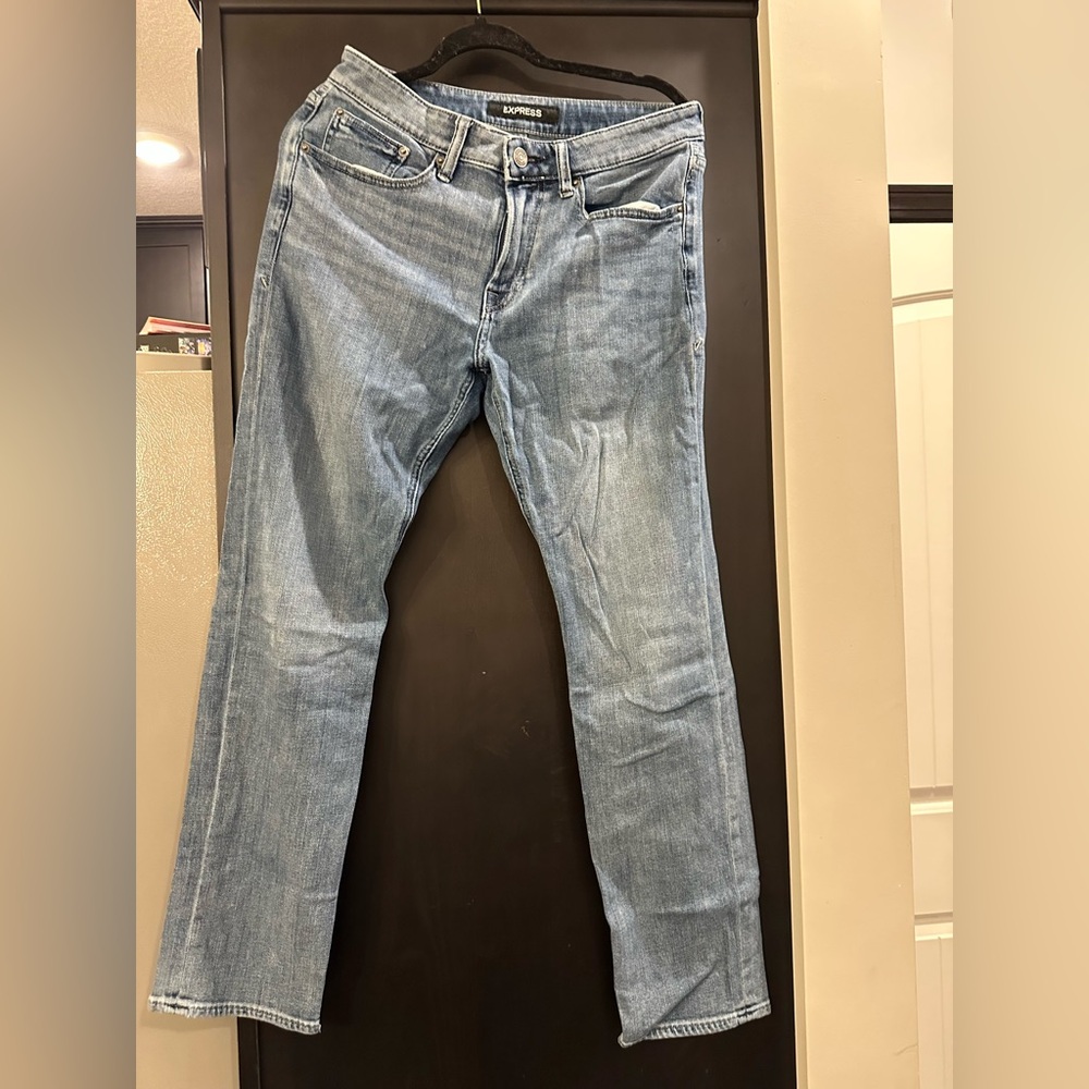 Express Men's Light Blue Straight Jeans